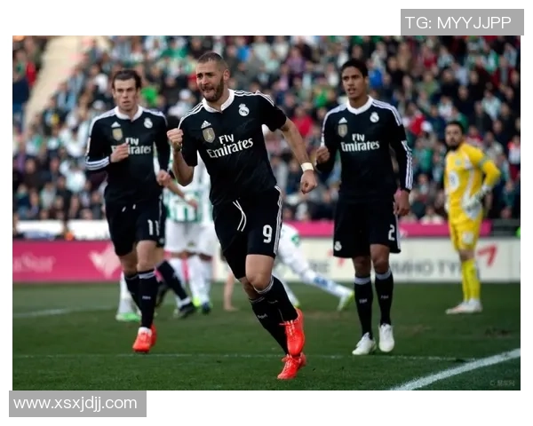 足球孙大龙：从草根球员到职业联赛的传奇之路与奋斗故事